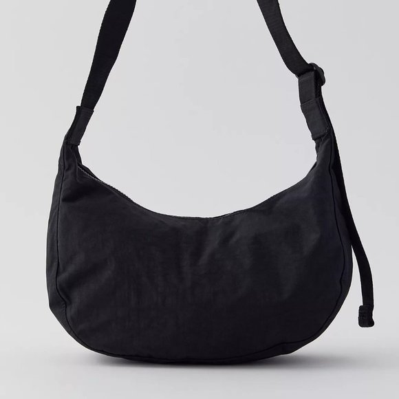 NWT Baggu Crescent Bag Medium - Embroidered Hearts - Picture 5 of 6